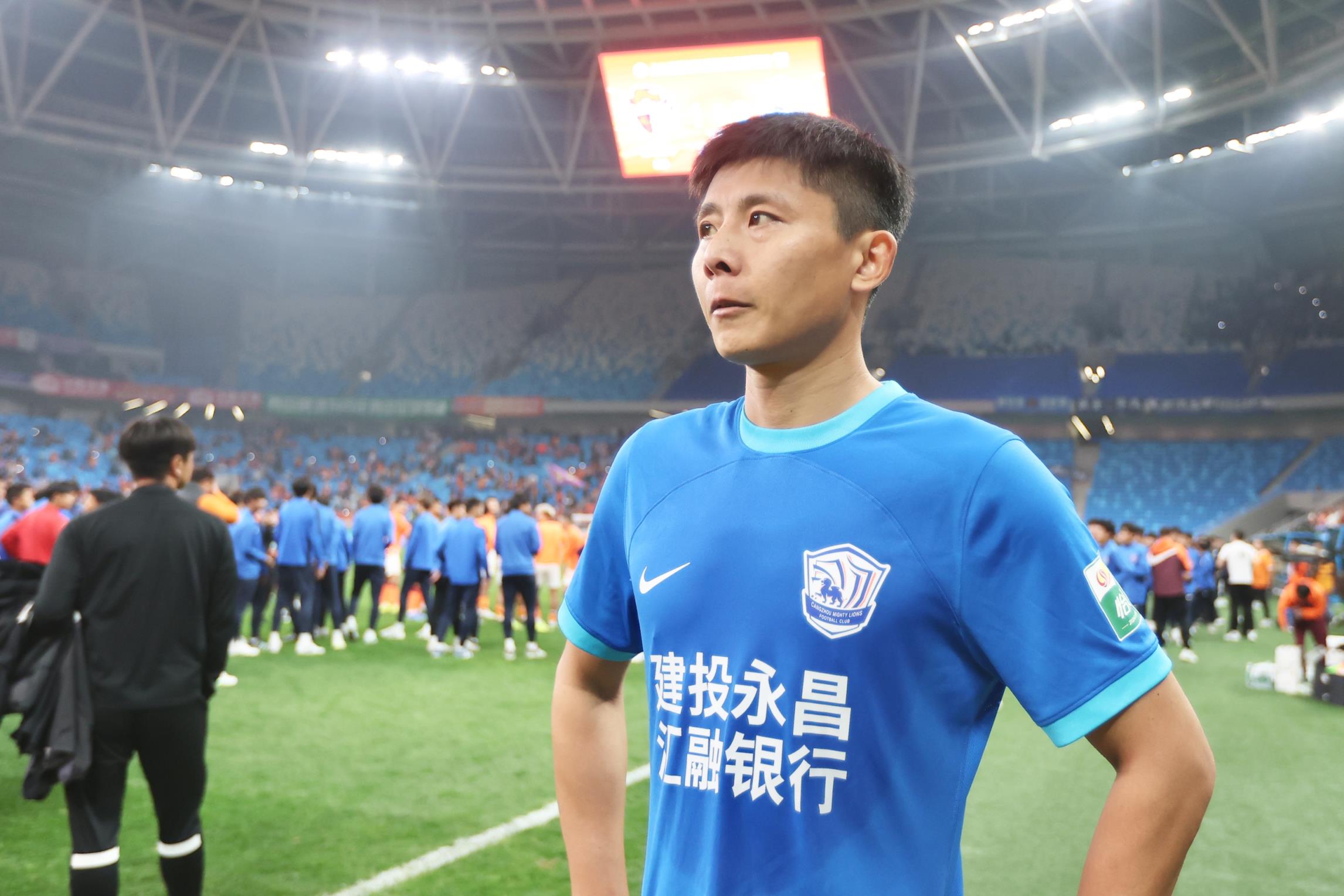 今天第5個！鄭凱木質(zhì)疑滄州：連續(xù)四年欠球員工資，還能過準(zhǔn)入？